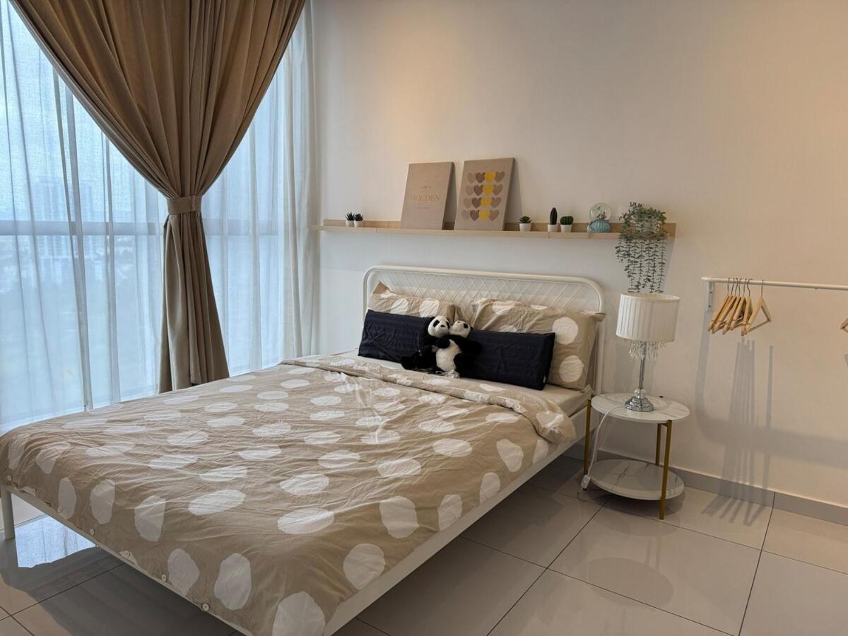 2104skytree Family Happynest 4-5pax Johor Bahru
