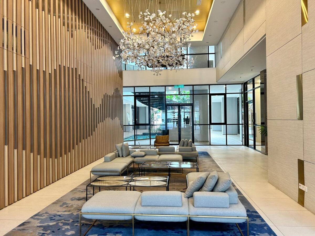 2104skytree Family Happynest 4-5pax * Johor Bahru